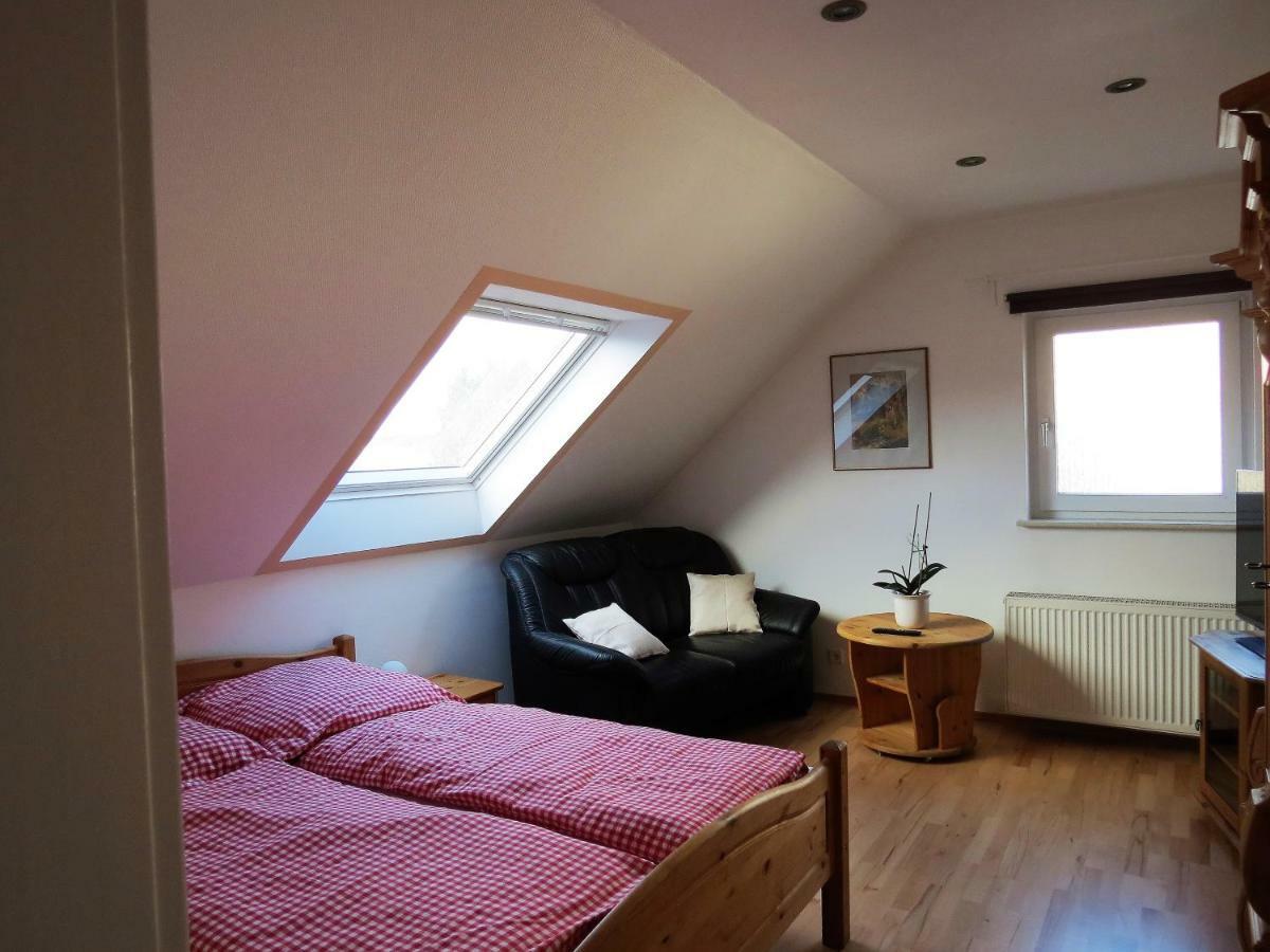 Gaestehaus Schoenenberg Apartment Wuppertal